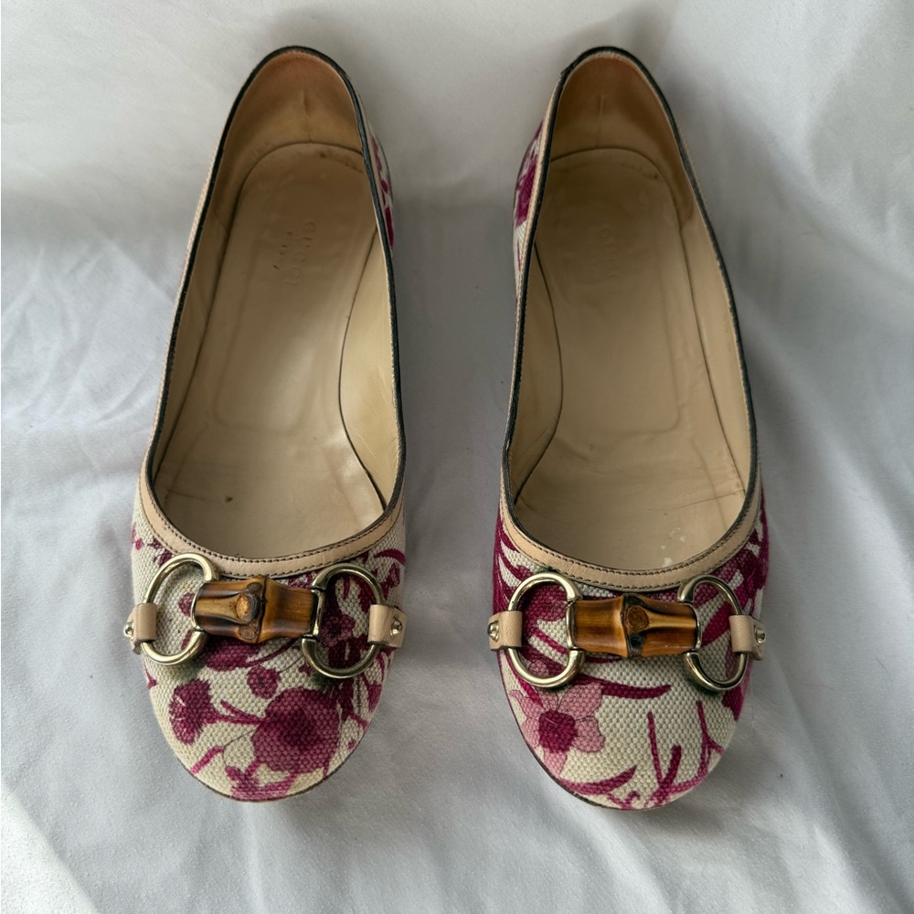 Vintage Gucci Hasler Horsebit Accent Ballet Flats. Size 7-7.5.